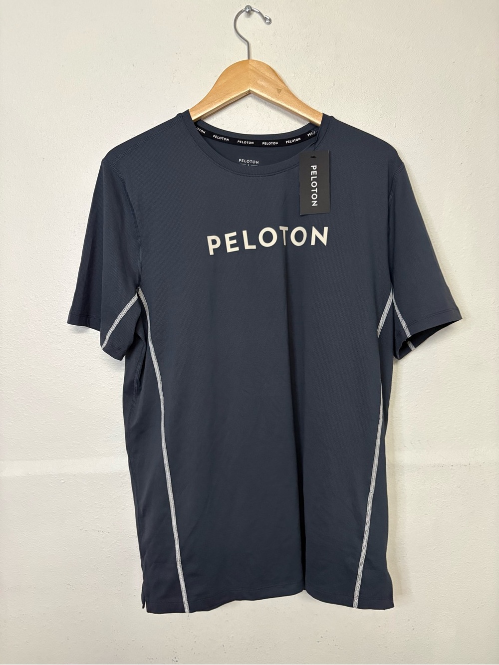 Peloton Men's Short-Sleeve Performance Tee — Navy